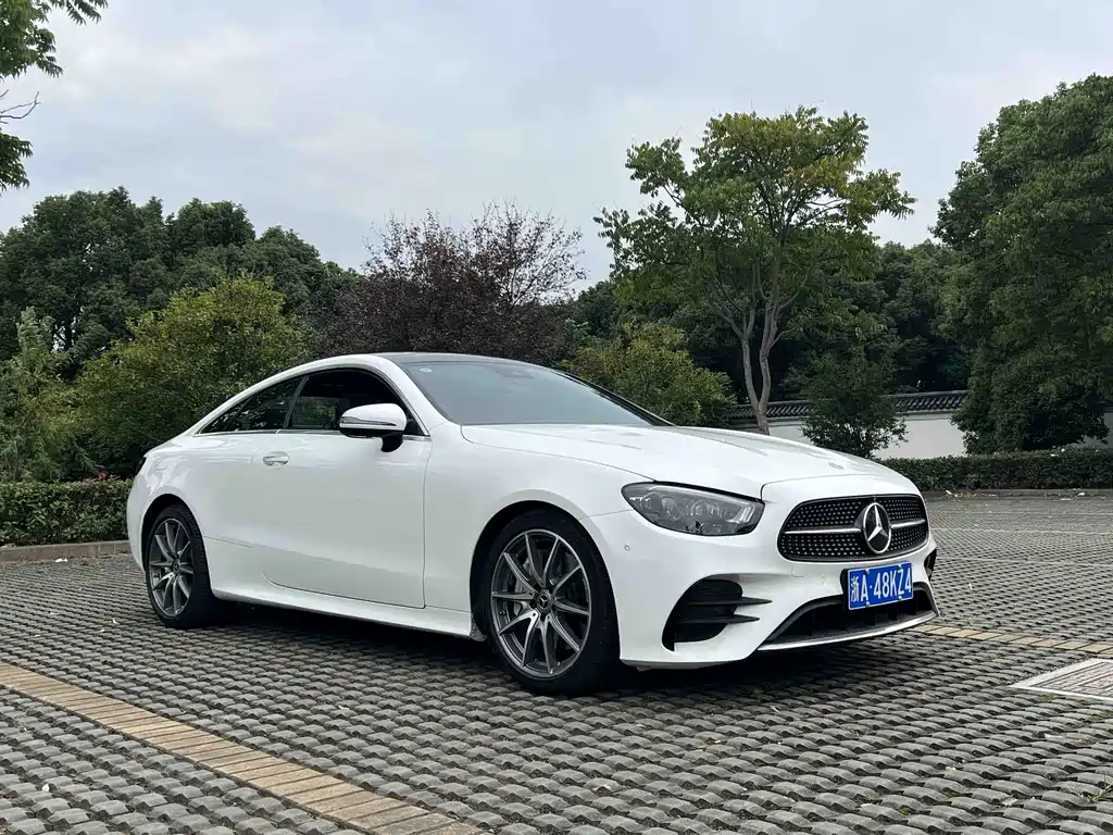 Mercedes-Benz E-Class (Import) — миниатюра 2