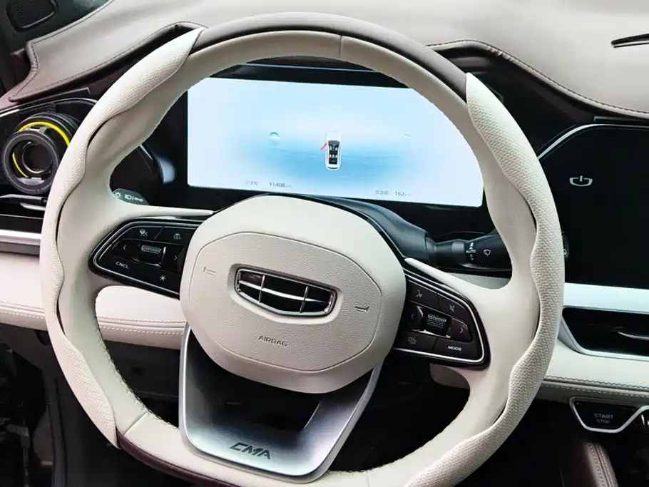 Geely Xingyue L — миниатюра 15