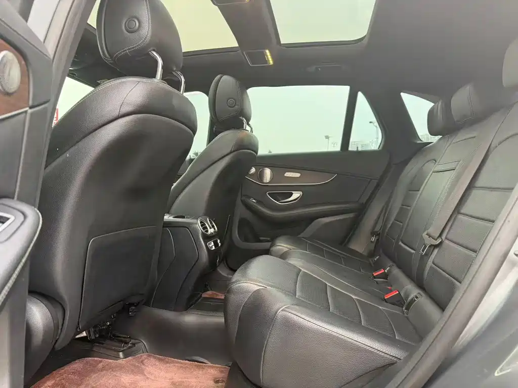 Mercedes-Benz GLC 2021 GLC 260 L 4MATIC