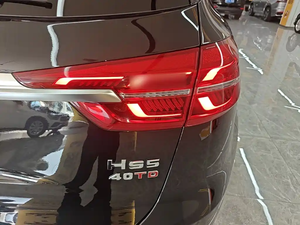 Hongqi Hongqi HS5 — миниатюра 8