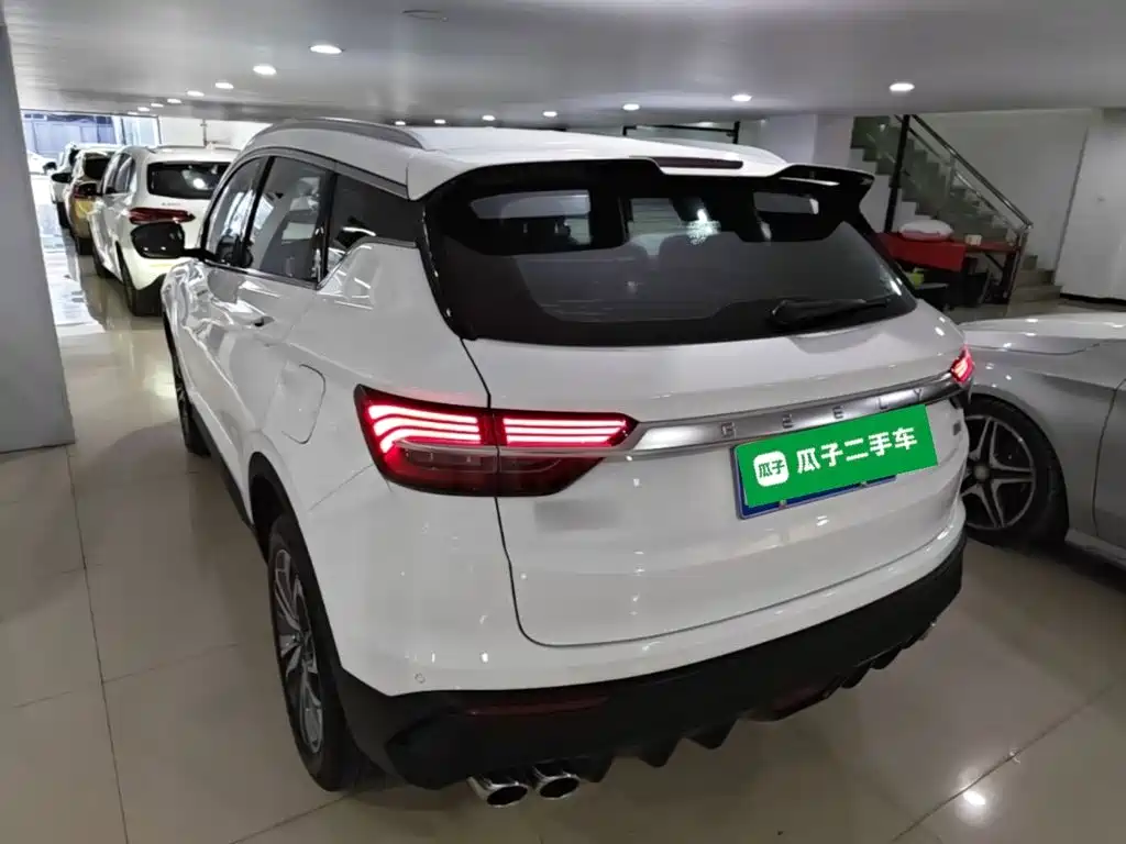 Geely Binyue — миниатюра 5