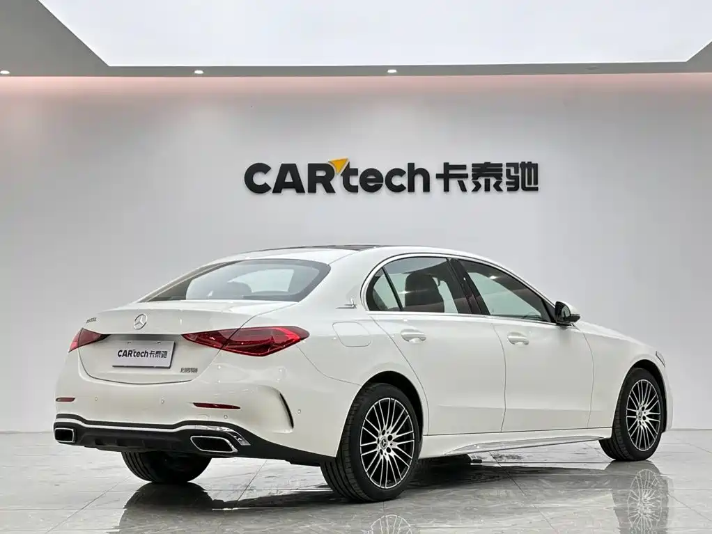 Mercedes-Benz C-Class — миниатюра 5
