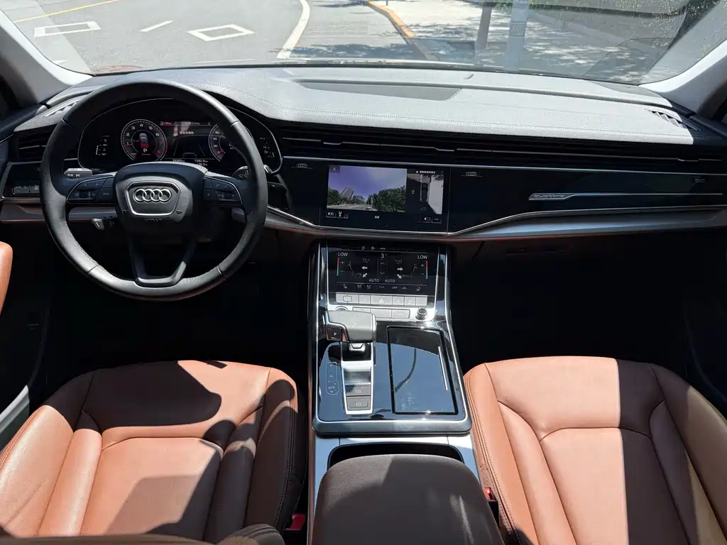 Audi Q7 — миниатюра 12