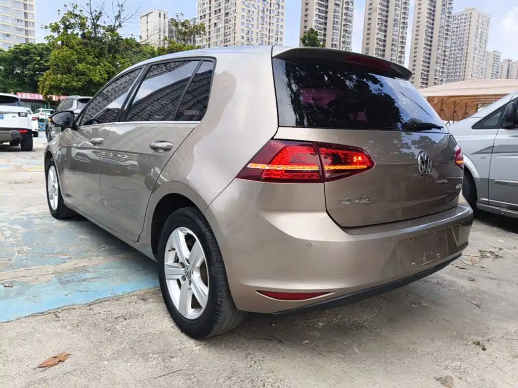 Volkswagen Golf — миниатюра 5