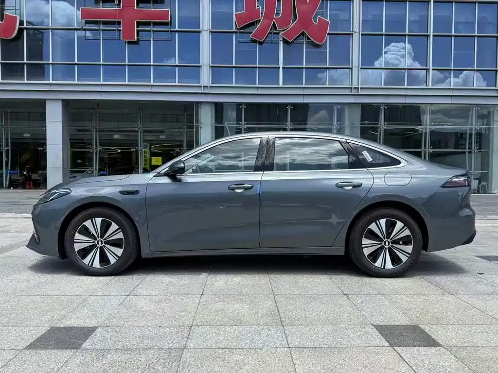 Geely Galaxy Galaxy A7 EM A7 EM 2025 EM-i 150km +