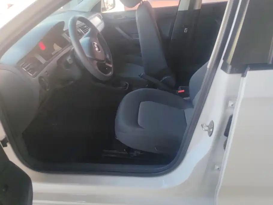 Volkswagen Santana — миниатюра 9