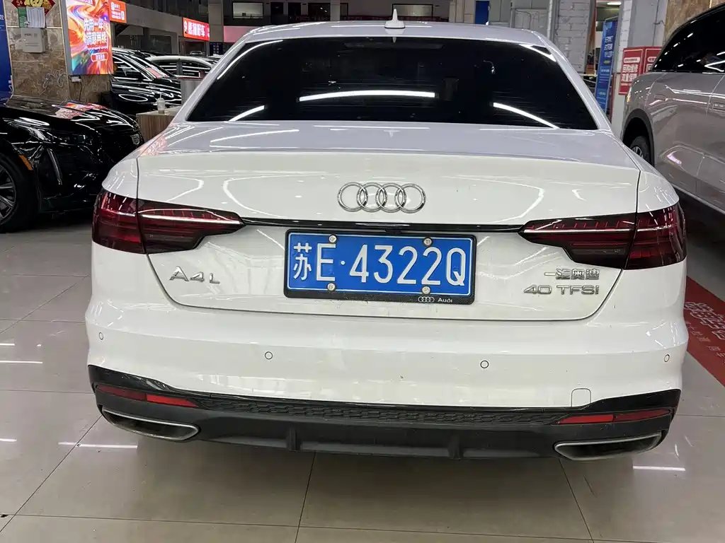 Audi A4L 2023 40 TFSI Luxury