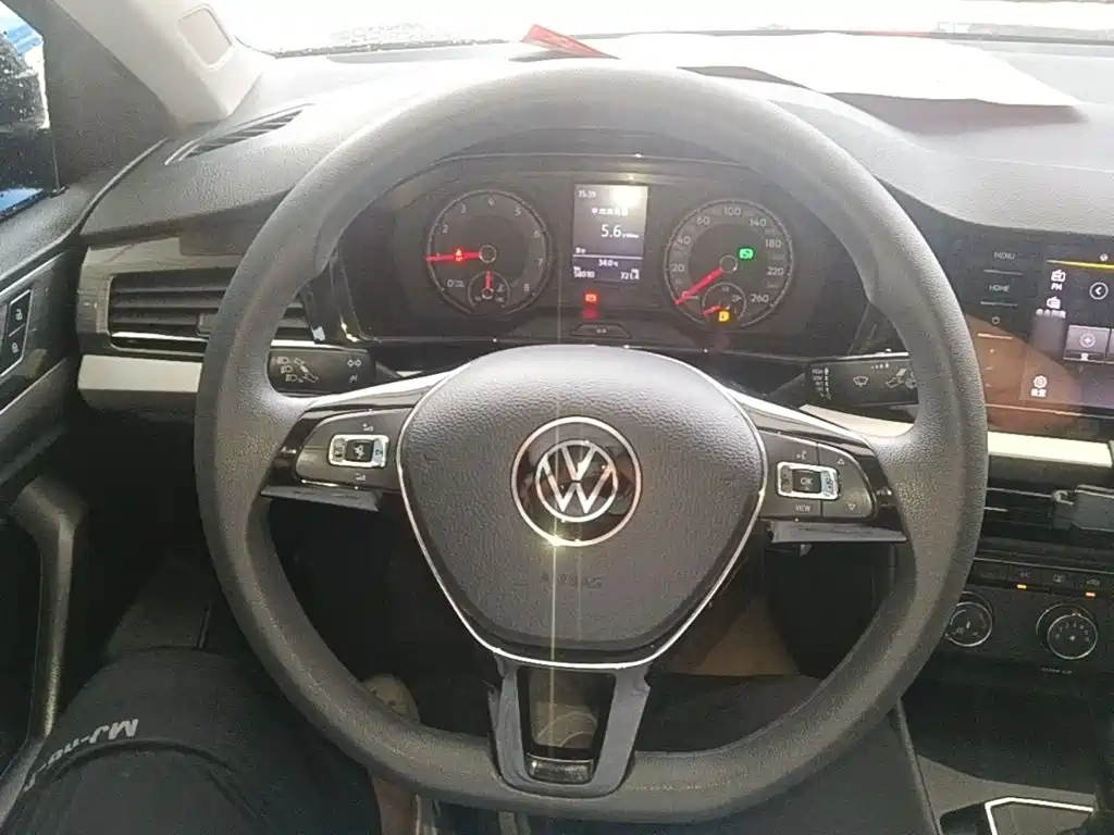 Volkswagen Lavida — миниатюра 11