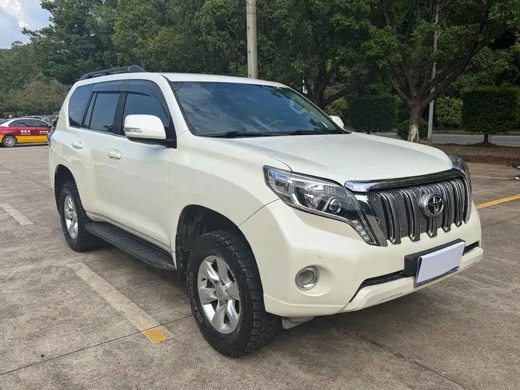 Toyota Prado (Import) 2.7L Auto Standard Edition, фото 3