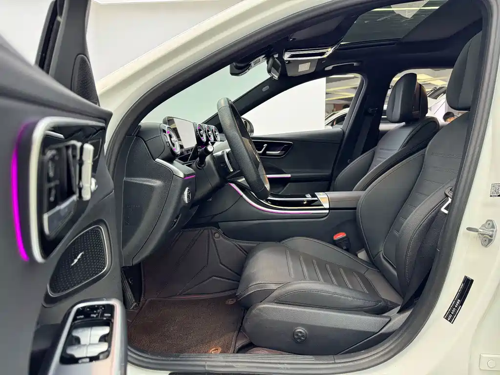 Mercedes-Benz C-Class — миниатюра 5