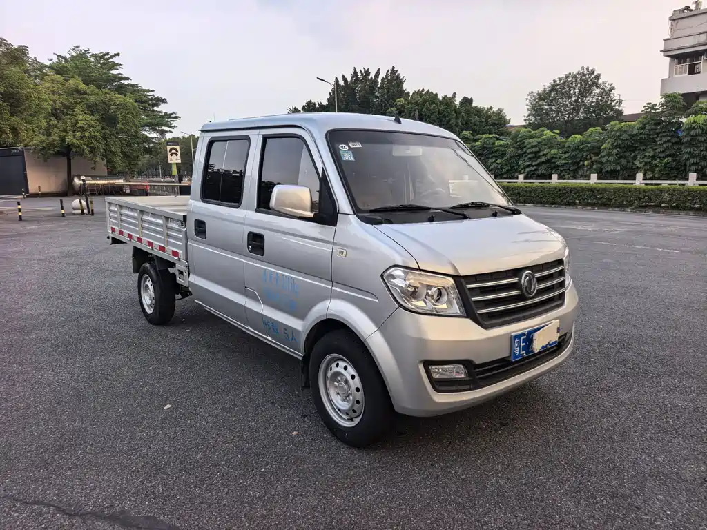 DFSK C32 — миниатюра 3