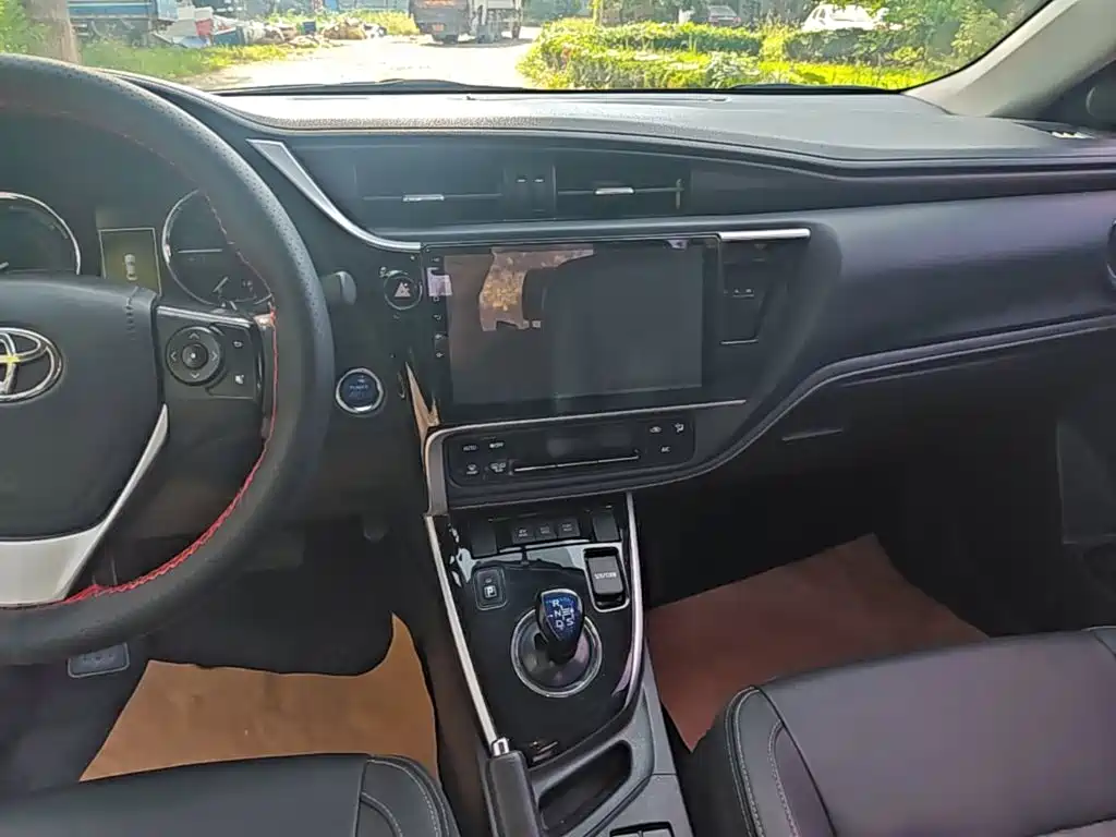 Toyota Corolla — миниатюра 13