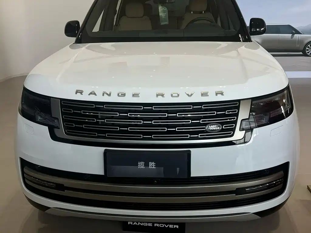 Land Rover Range Rover 2025 3.0 L6 400PS Long Wheelbase