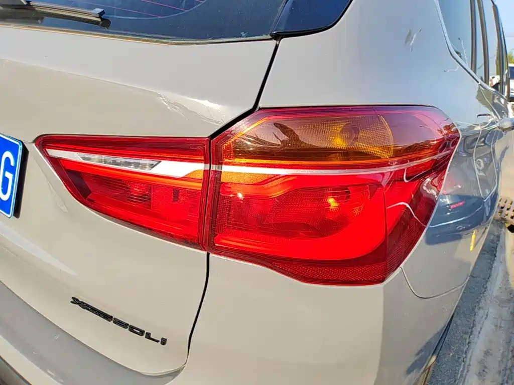 BMW X1 — миниатюра 8
