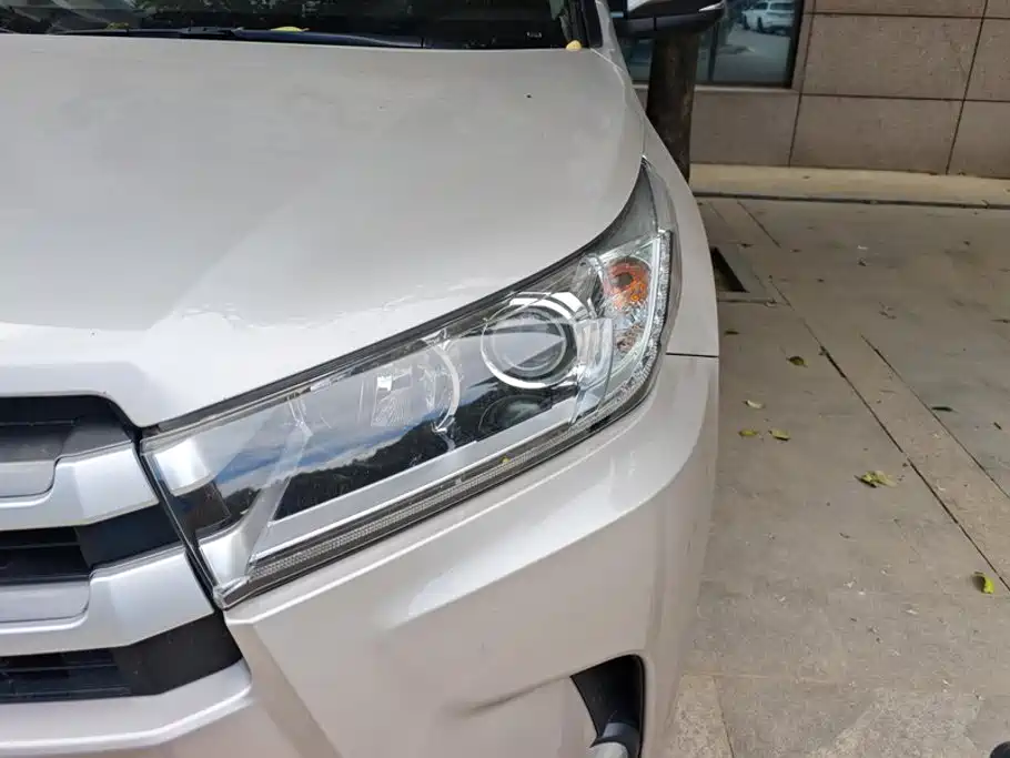 Toyota Highlander — миниатюра 5