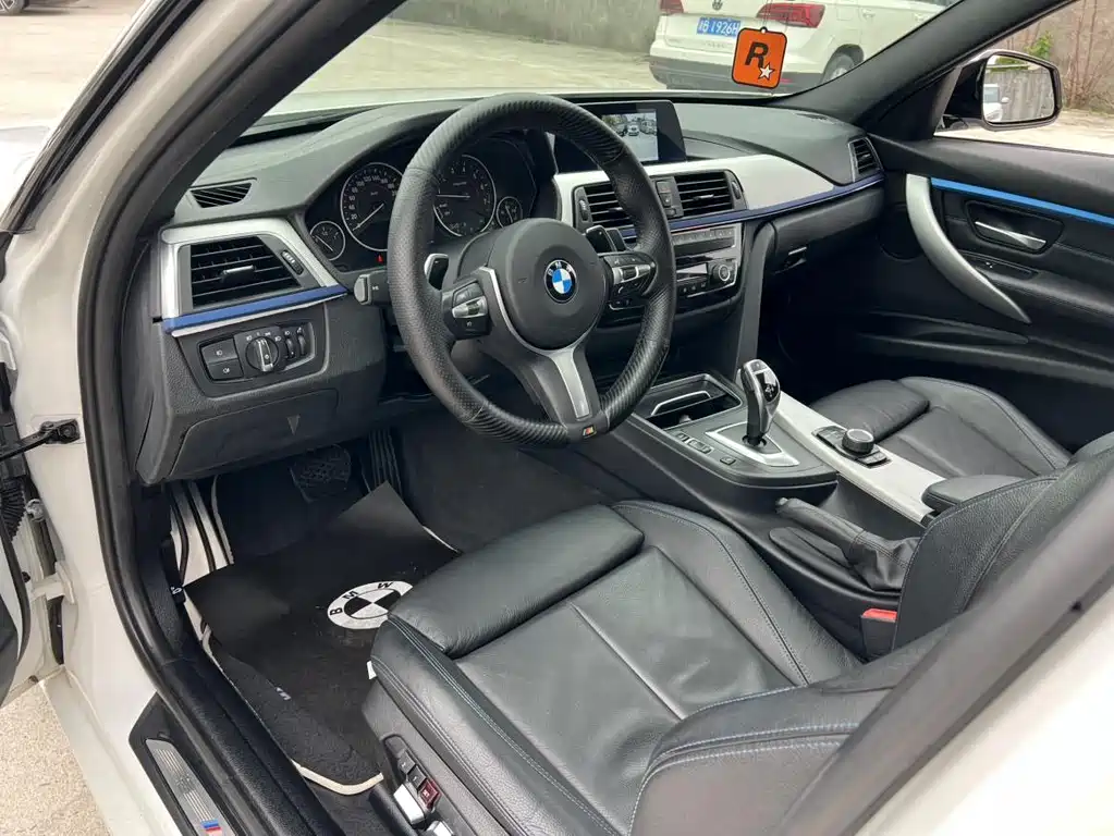 BMW 3 Series — миниатюра 7