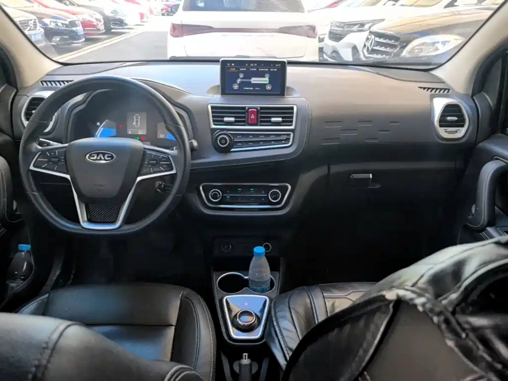 JAC JAC iEV6E — миниатюра 10