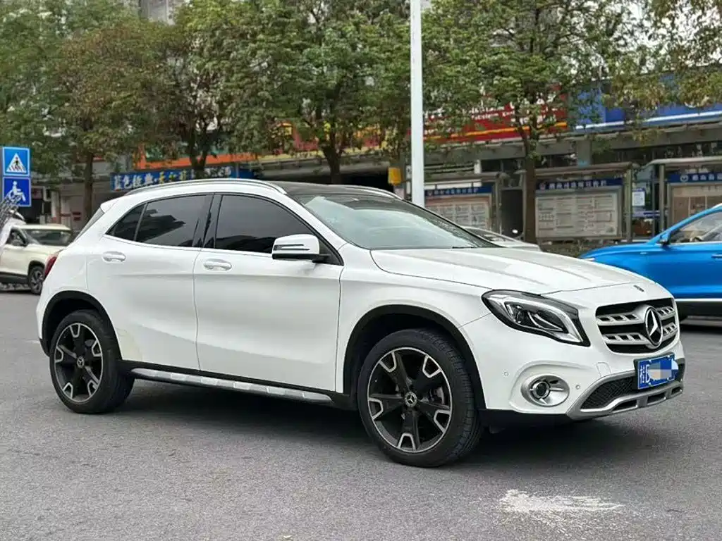 Mercedes-Benz GLA — миниатюра 3