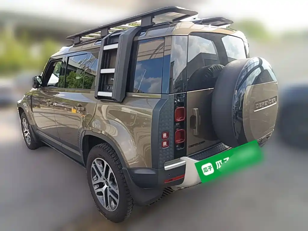 Land Rover Defender — миниатюра 9