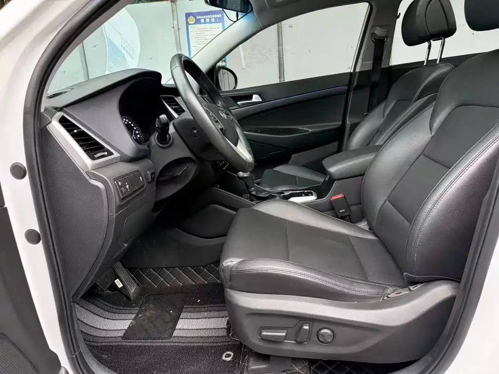 Hyundai Tucson — миниатюра 3