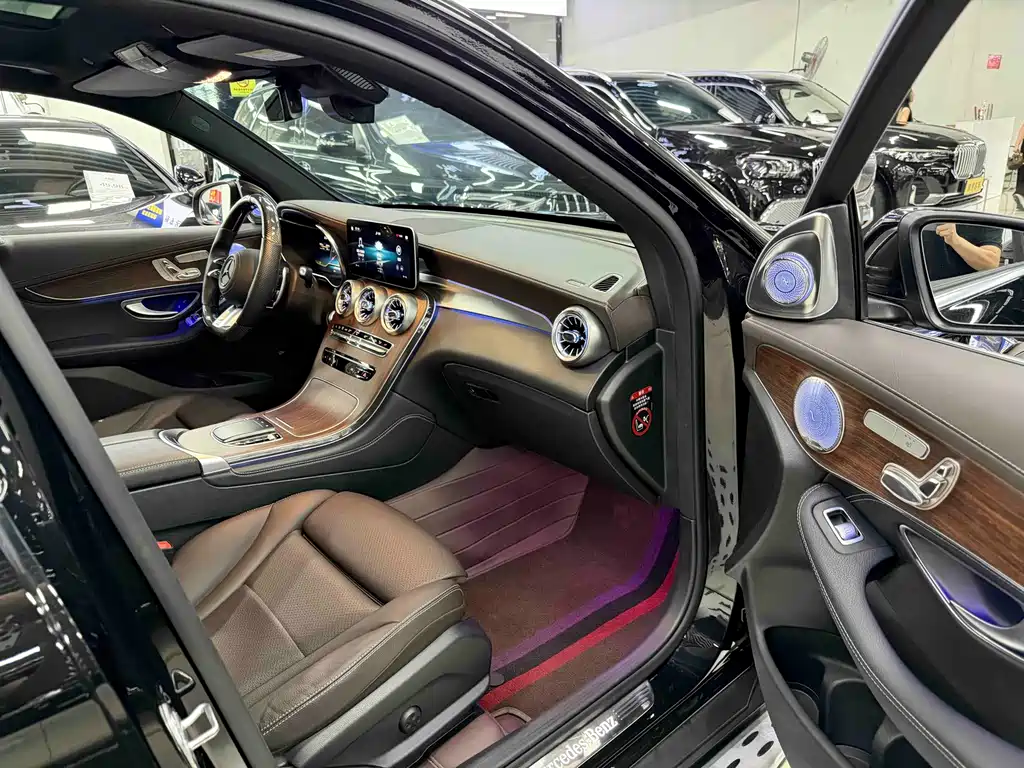 Mercedes-Benz GLC 2020 GLC 300 L 4MATIC Luxury