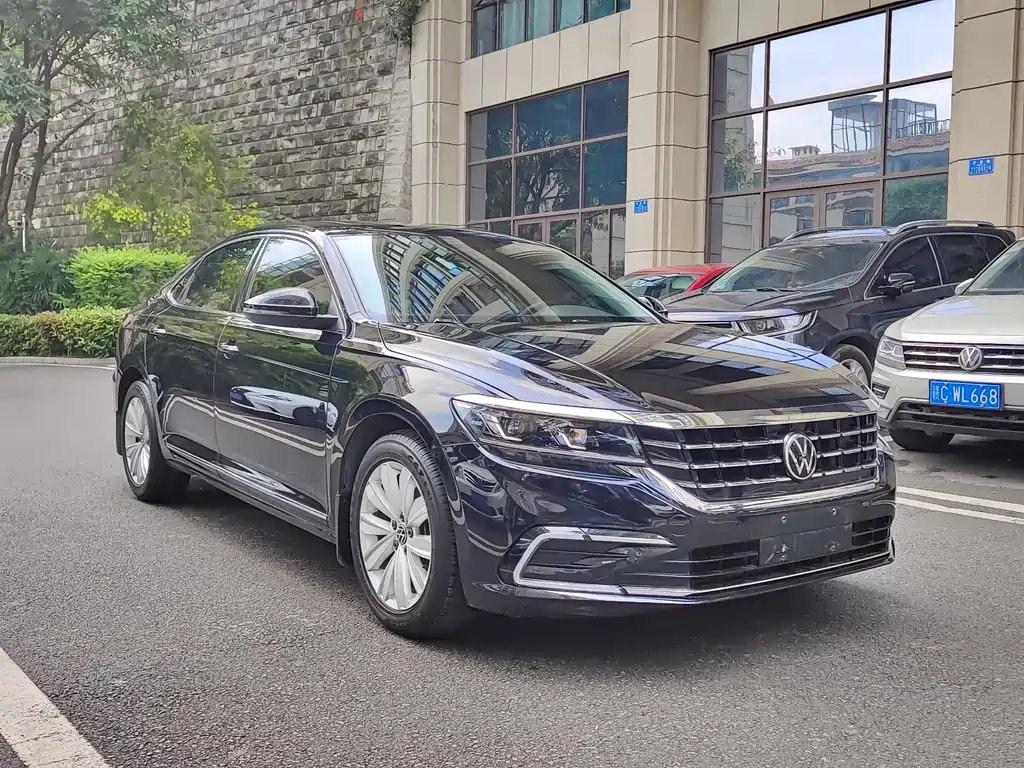 Volkswagen Passat 2021 330TSI Elite