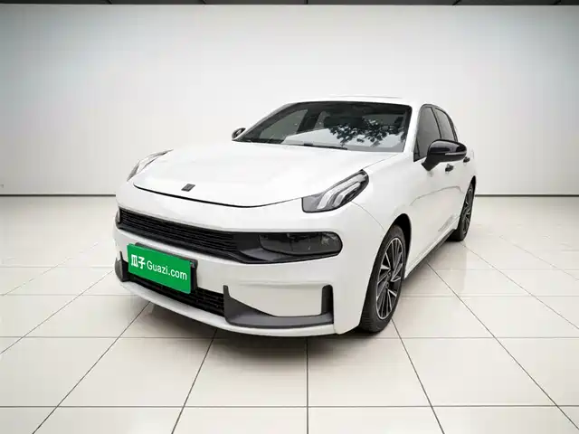 2020 Lynk & Co 03