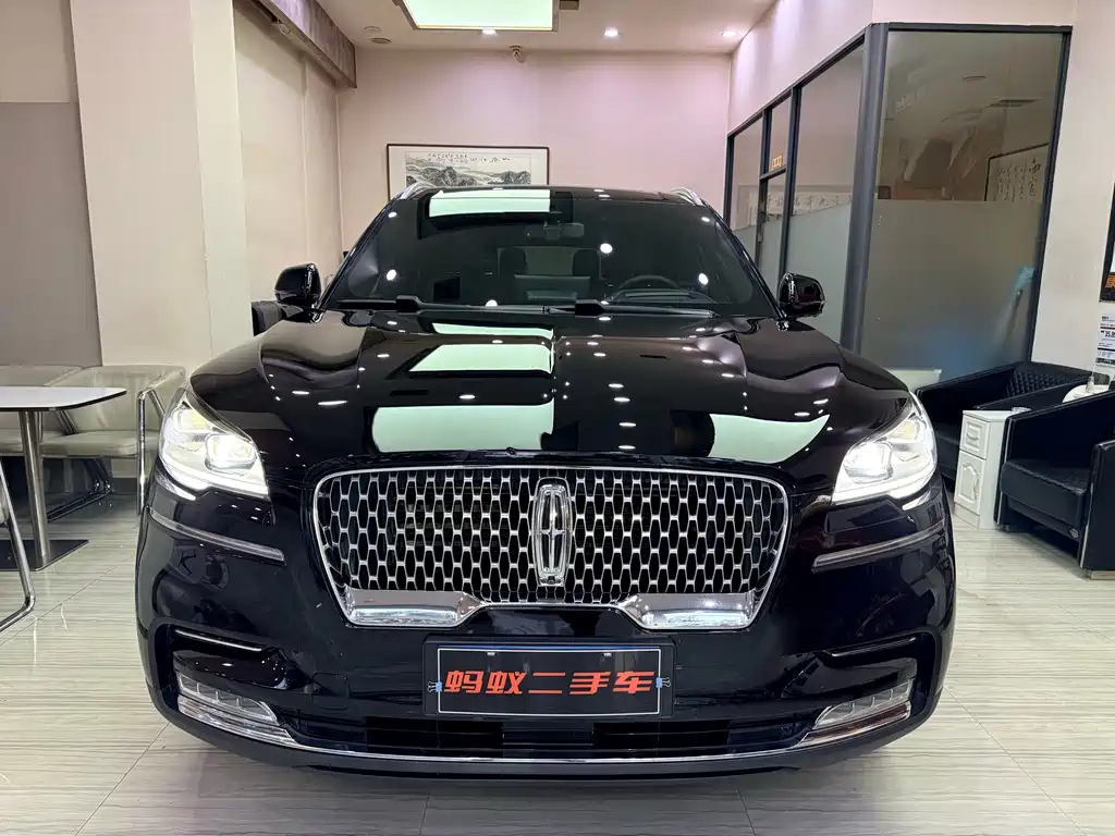 Lincoln Aviator — миниатюра 5