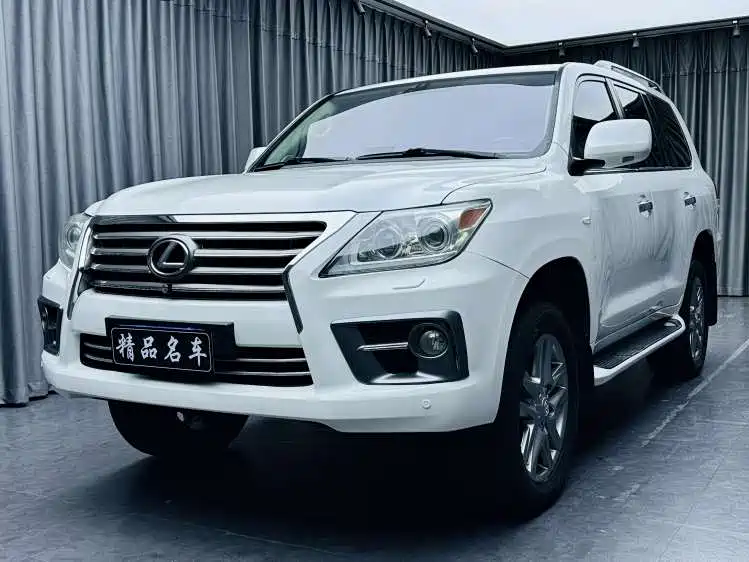 Lexus LX 2008