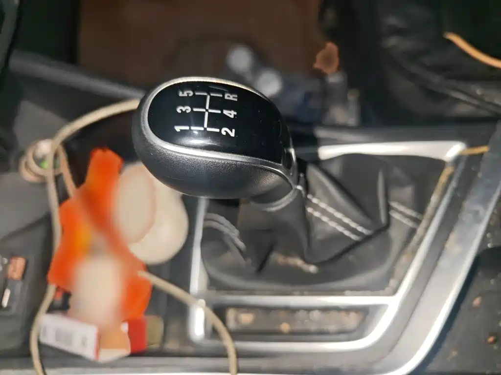 Geely Vision X3 — миниатюра 7
