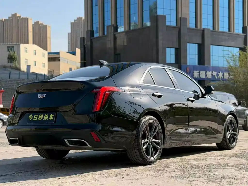 Cadillac CT4 — миниатюра 7
