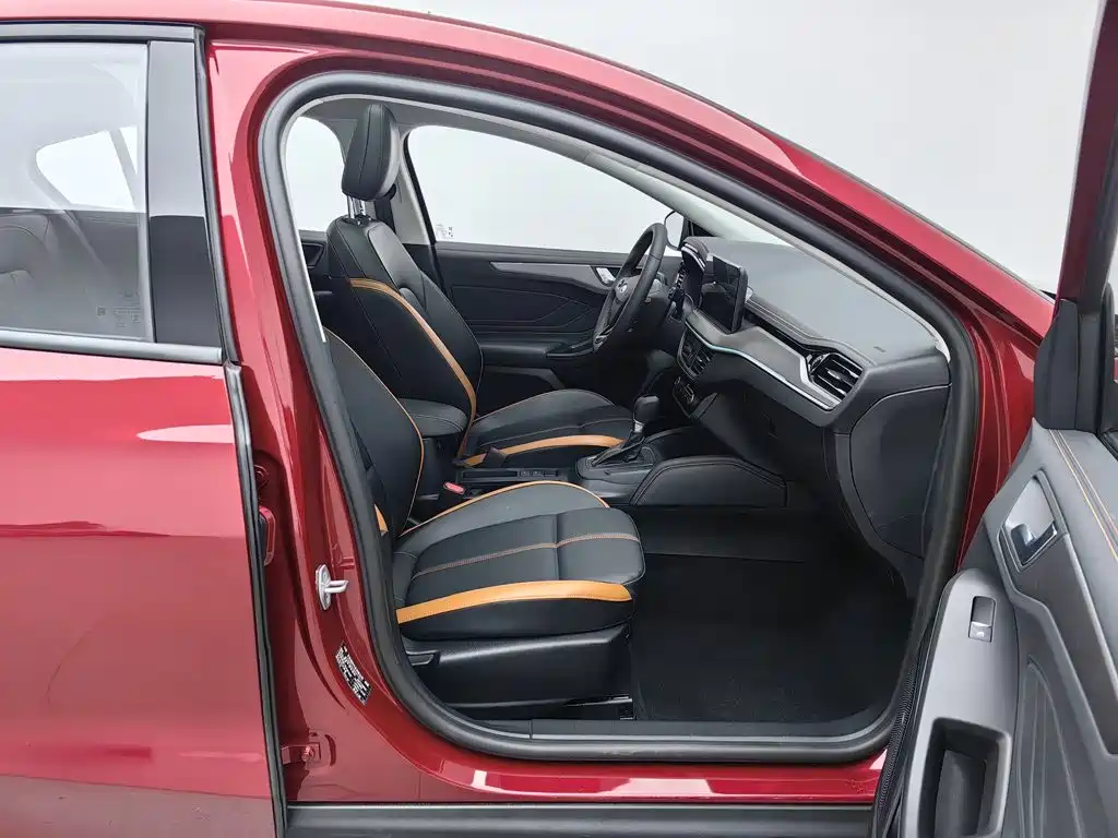 Ford Focus — миниатюра 23