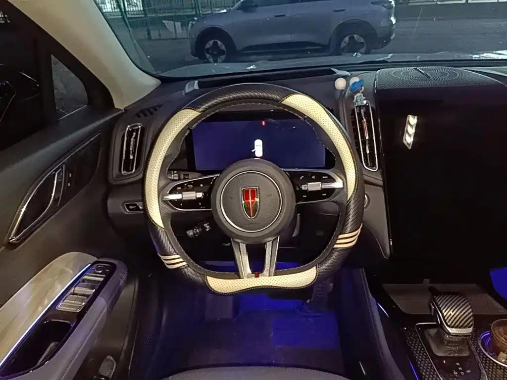 Hongqi Hongqi HS3 — миниатюра 11
