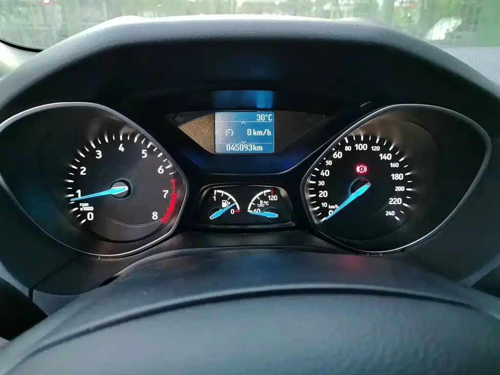 Ford Focus — миниатюра 7