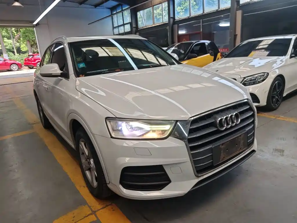 Audi Q3 2016 30 TFSI Fashion