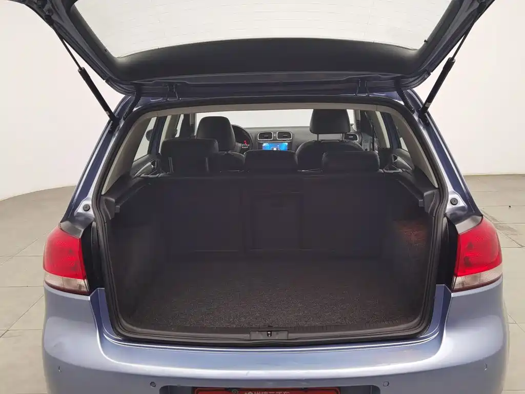 Volkswagen Golf — миниатюра 16