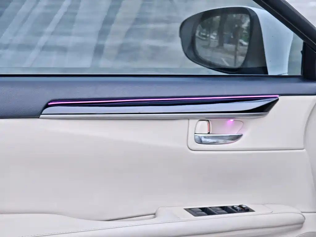 Lexus ES — миниатюра 13