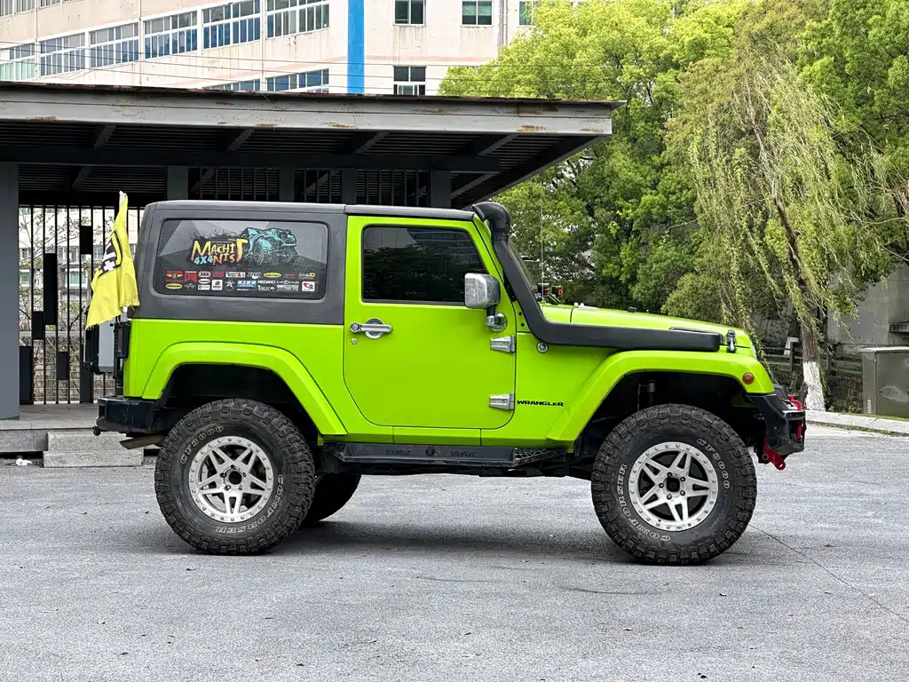 Jeep Wrangler 3.6L 2-door 10th Anniversary Commemorative Edition, фото 7
