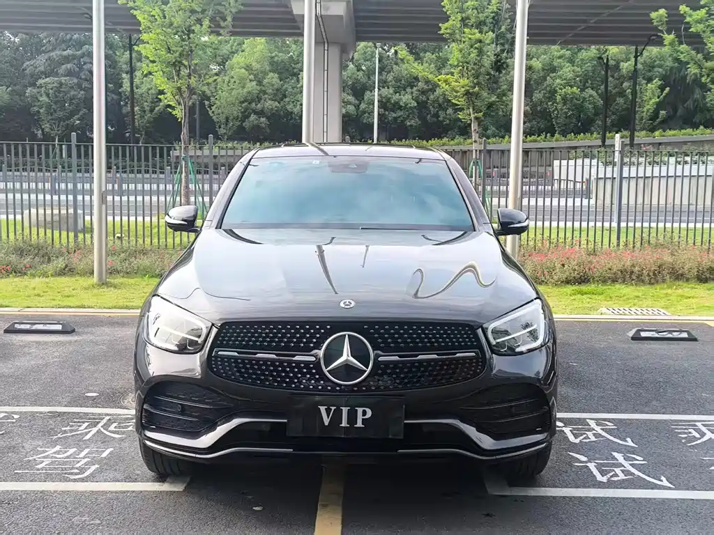Mercedes-Benz GLC 2020 GLC 300 4MATIC SUV