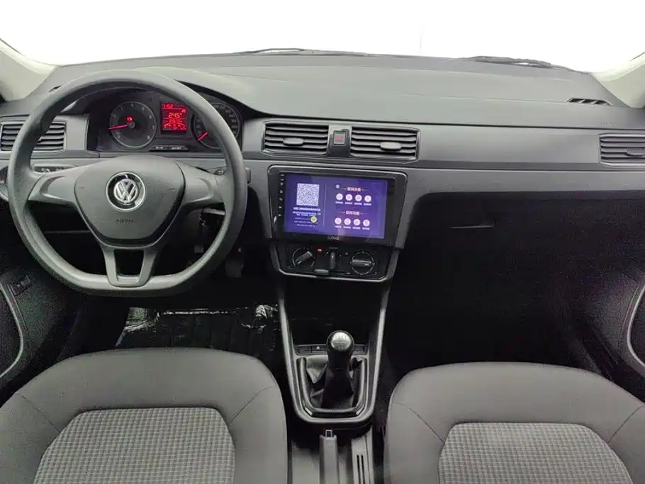 Volkswagen Santana — миниатюра 12