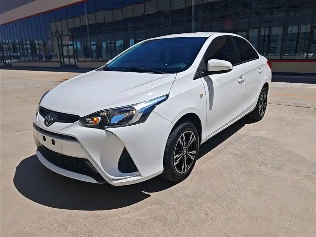 Toyota Yaris L 2019