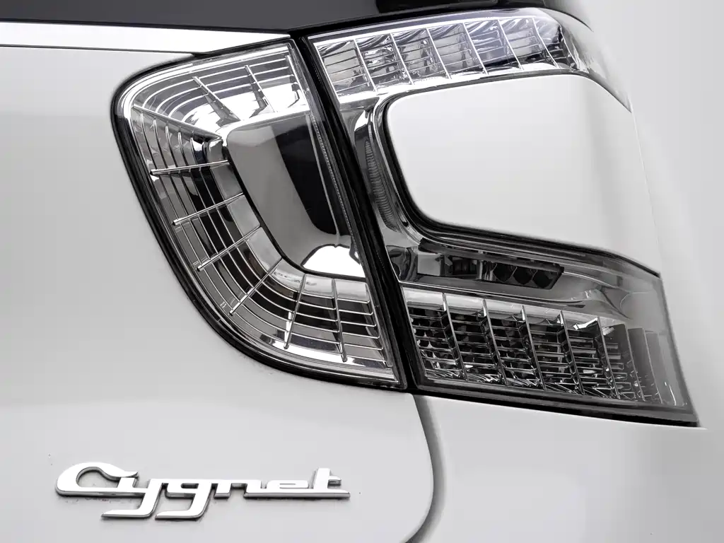 Aston Martin Cygnet 2013 1.3L AT