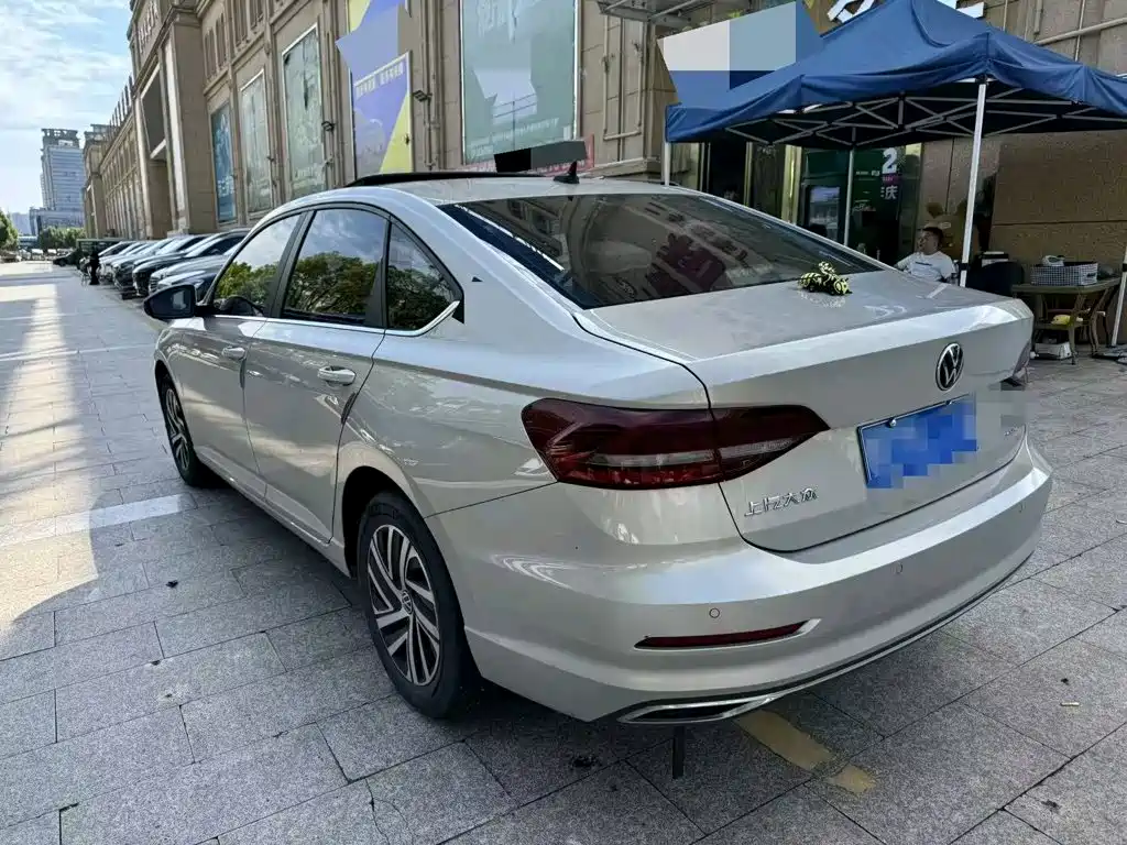Volkswagen Lavida — миниатюра 6
