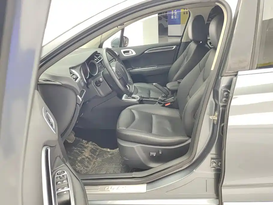 Citroen C4L — миниатюра 9