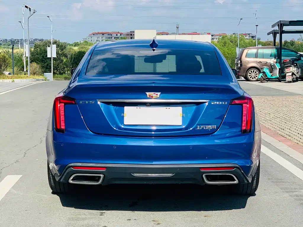 Cadillac CT5 — миниатюра 6