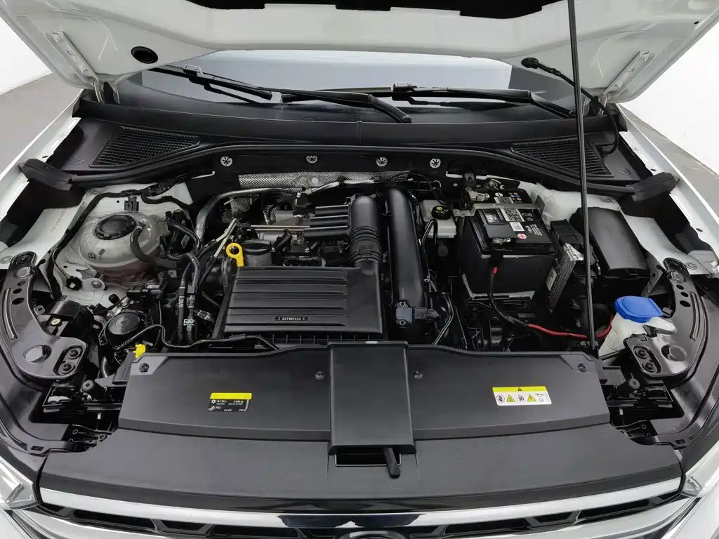 Volkswagen T-Roc — миниатюра 6
