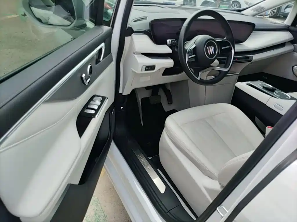 Buick GL8 Hybrid — миниатюра 16