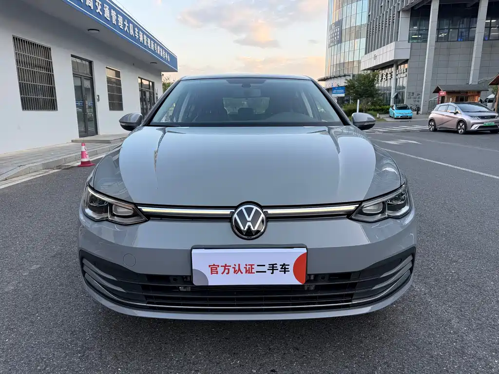 Volkswagen Golf — миниатюра 2