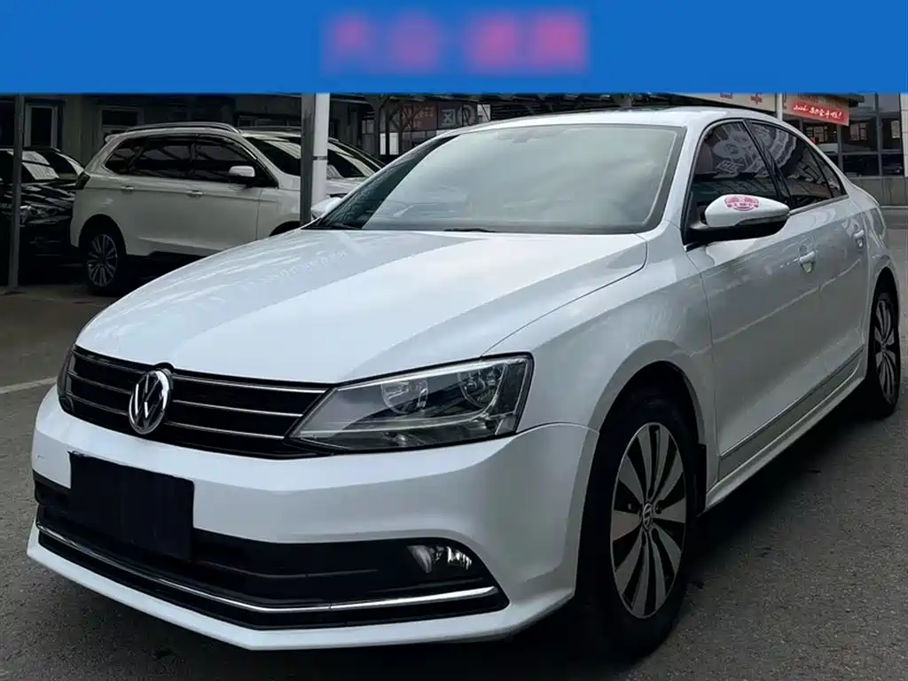 Volkswagen Sagitar 2018