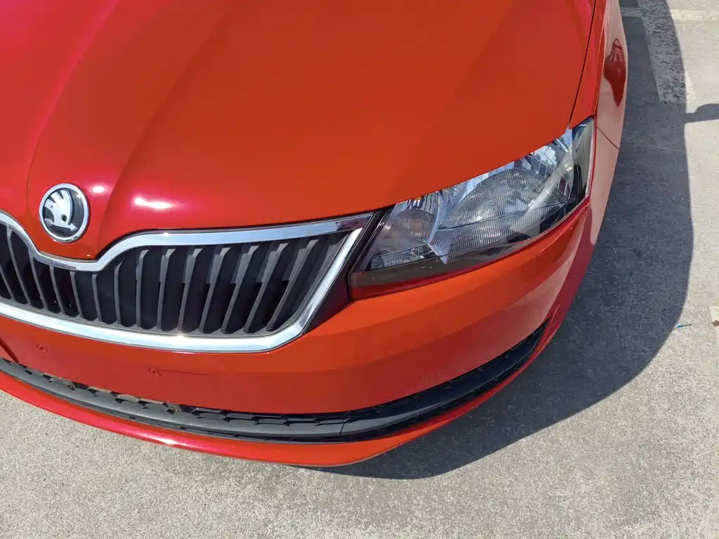 Skoda Rapid Spaceback — миниатюра 24